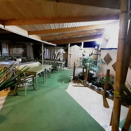 Gran Canaria La De Carmelita Y Bartolito *